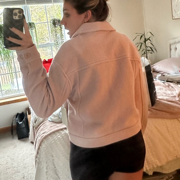 Aritzia Autumn Shirt Jacket - Picture 3 of 5